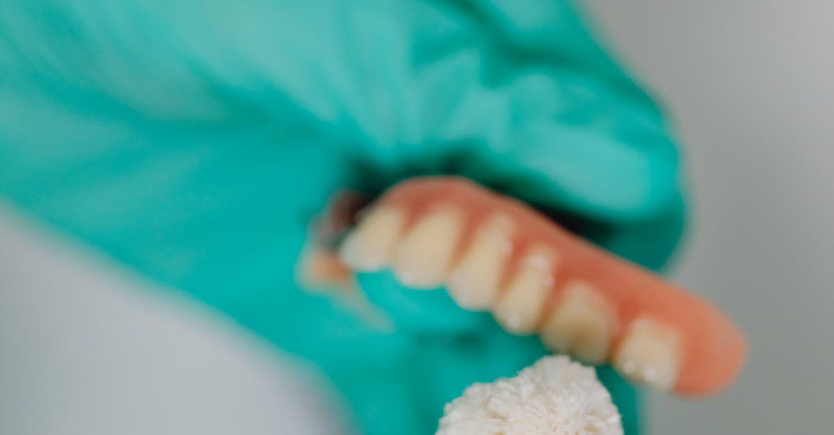 How painful are full dental implants?