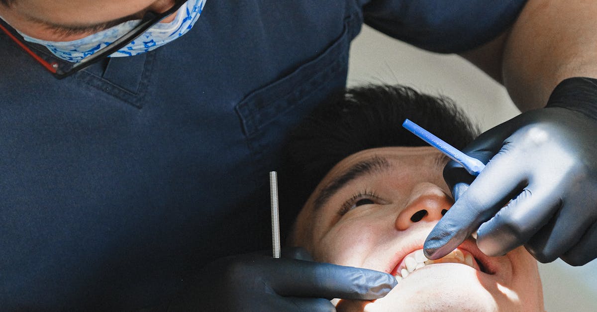 Where do famous people get their teeth done in Turkey?